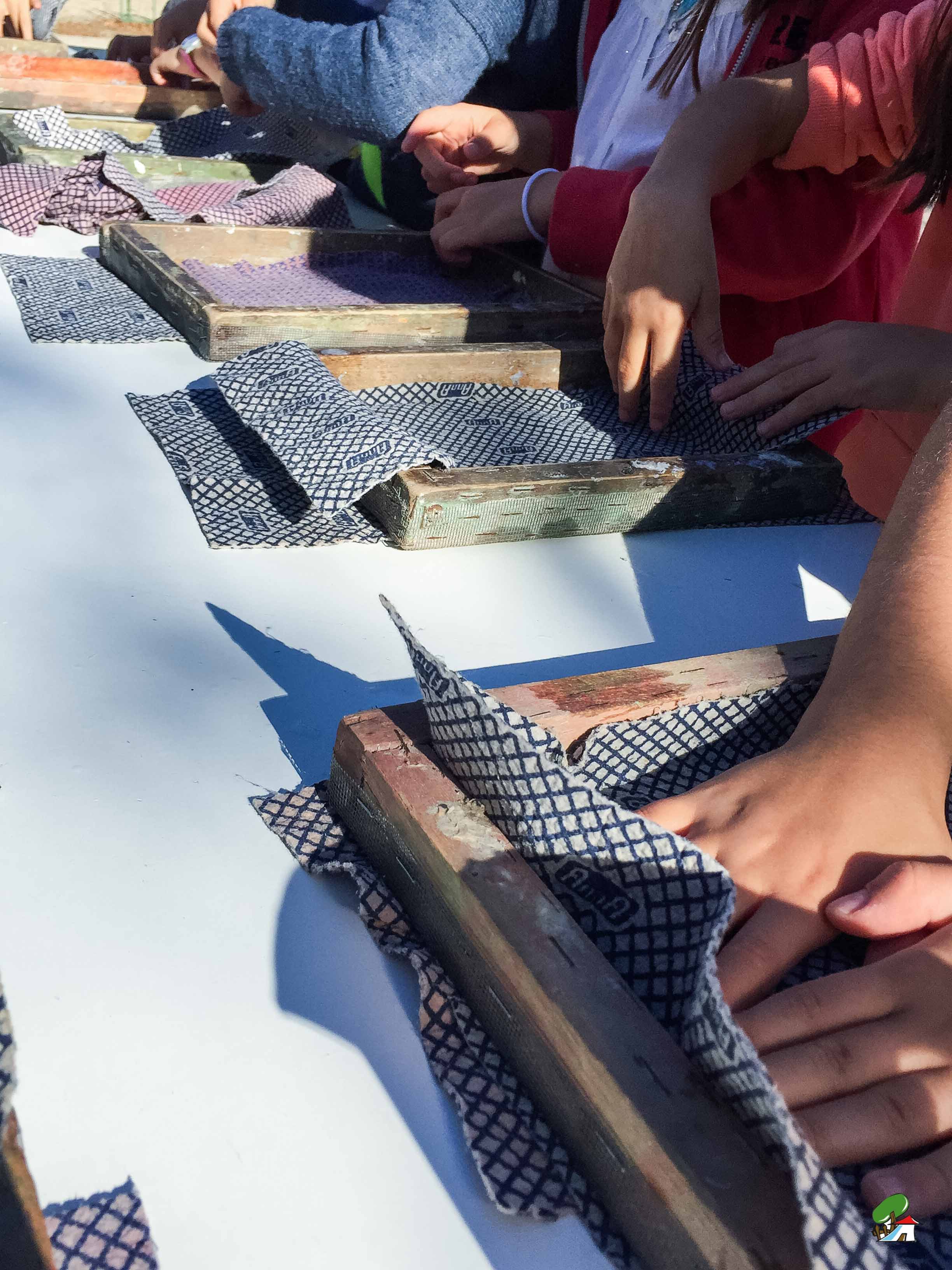Cómo hacer papel reciclado fácil para niños - Granja Escuela Albitana -  Albitana